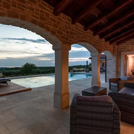 Σπίτι διακοπών Villa Kastelir Πόρετς