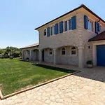 Villa Kastelir Vakantiehuis *